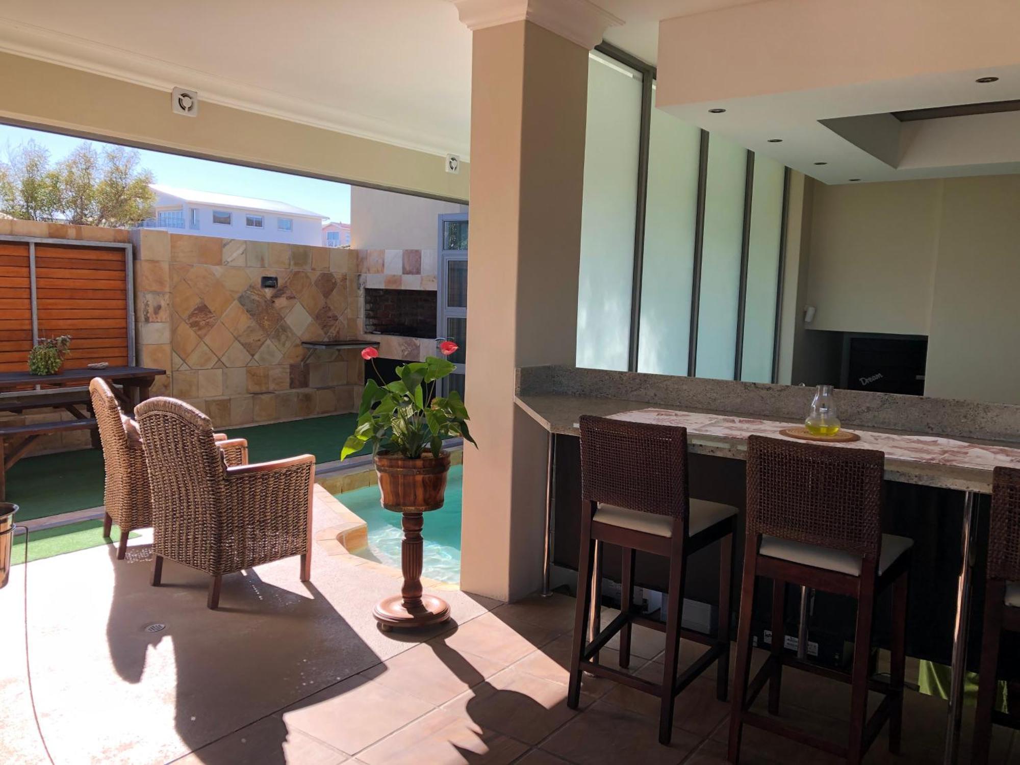 Marine 5 Boutique Hotel Gansbaai Exteriér fotografie